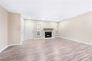 103 Sterling Ct, Alpharetta, GA 30004 - Photo 3