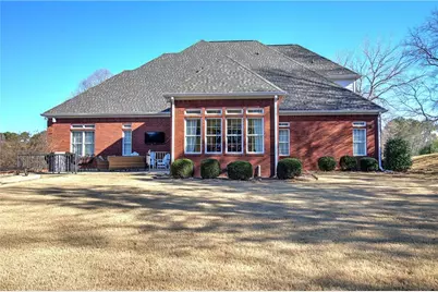 113 Vogel Street NE, Calhoun, GA 30701 - Photo 3