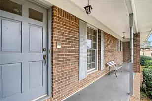 61 Bartlett Dr, Griffin, GA 30224 - Photo 3