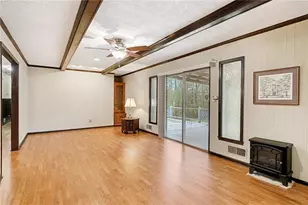 61 Bartlett Dr, Griffin, GA 30224 - Photo 5