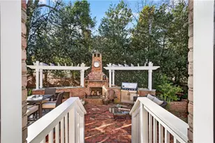 1136 Bellewood Square, Dunwoody, GA 30338 - Photo 25