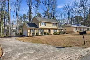 2328 Horseshoe Bend Rd SW, Marietta, GA 30064 - Photo 3