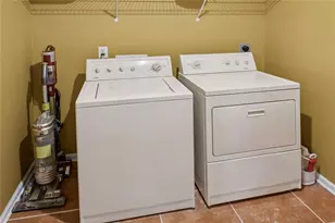 2567 Pendergrass Ct, Ellenwood, GA 30294 - Photo 15