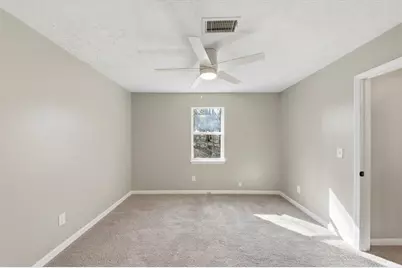 688 Greenhedge Drive, Stone Mountain, GA 30088 - Photo 25