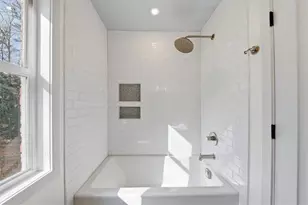 688 Greenhedge Dr, Stone Mountain, GA 30088 - Photo 29