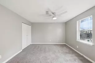 688 Greenhedge Dr, Stone Mountain, GA 30088 - Photo 23