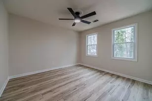 380 Cardigan Cir SW, Lilburn, GA 30047 - Photo 35