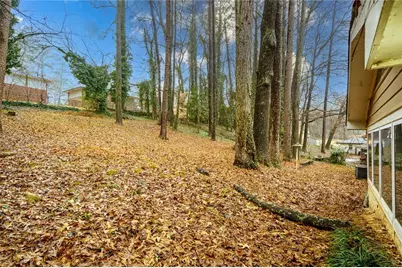 3629 Rolling Green Ridge SW, Atlanta, GA 30331 - Photo 5