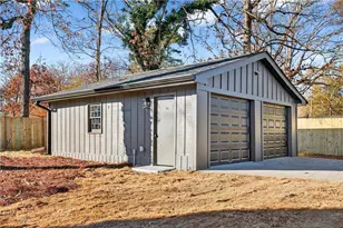 2720 Ivanhoe Ln SE, Smyrna, GA 30082 - Photo 33