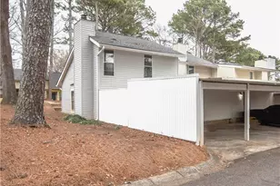 4338 Idlewood Ln, Tucker, GA 30084 - Photo 3