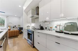 2424 Memorial Dr SE, Atlanta, GA 30317 - Photo 9