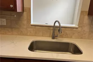 6614 Splashwater Dr, Flowery Branch, GA 30542 - Photo 7