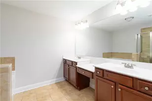 2035 Wheylon Dr, Lawrenceville, GA 30044 - Photo 9