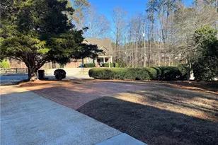 641 Emerald Forest Circle, Lawrenceville, GA 30044 - Photo 3