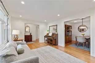 6832 Womack Ct, Peachtree Corners, GA 30360 - Photo 5