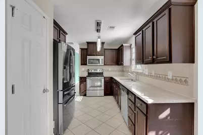 5642 Elwood Circle, Flowery Branch, GA 30542 - Photo 11