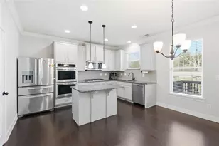 2710 Blake Towers Ln, Buford, GA 30519 - Photo 11