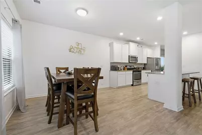 4000 Lake Manor Way, Atlanta, GA 30349 - Photo 9