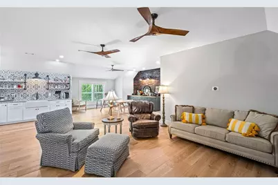 8175 Main Street, Woodstock, GA 30188 - Photo 35