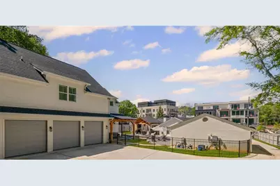 8175 Main Street, Woodstock, GA 30188 - Photo 31