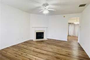 3709 Hutchinson Trace Dr, Cumming, GA 30040 - Photo 5