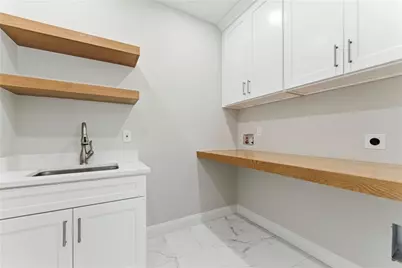 2990 Shallowford Road NE, Atlanta, GA 30341 - Photo 17