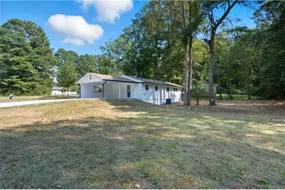 2087 Chestnut Way, Lithia Springs, GA 30122 - Photo 17