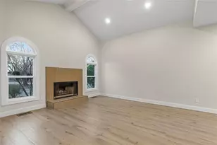 11935 Wildwood Springs Dr, Roswell, GA 30075 - Photo 9