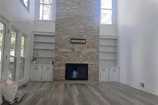 526 Coopers Pond Dr, Lawrenceville, GA 30044 - Photo 15