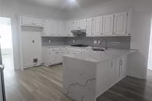 526 Coopers Pond Dr, Lawrenceville, GA 30044 - Photo 17