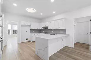 526 Coopers Pond Dr, Lawrenceville, GA 30044 - Photo 35