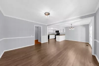 501 Dunwoody Chace, Atlanta, GA 30328 - Photo 11