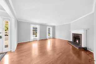 501 Dunwoody Chace, Atlanta, GA 30328 - Photo 5