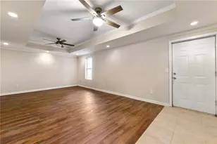 748 Prada Ct, Lawrenceville, GA 30043 - Photo 3