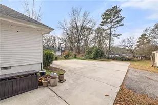 1157 Riverside Dr, Gainesville, GA 30501 - Photo 21
