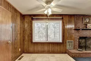 3527 Lakeview Dr, Gainesville, GA 30501 - Photo 5