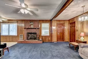 3527 Lakeview Dr, Gainesville, GA 30501 - Photo 3