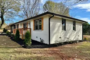 656 Moon Rd, Lawrenceville, GA 30046 - Photo 7