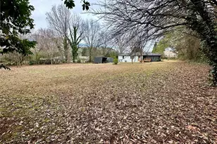 656 Moon Rd, Lawrenceville, GA 30046 - Photo 13