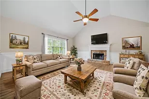 327 Red Fox Dr, Canton, GA 30114 - Photo 3