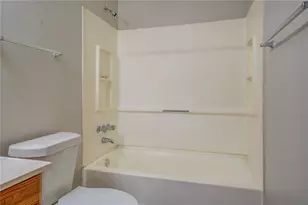 7245 N McDaniel Street N, Lithonia, GA 30058 - Photo 13