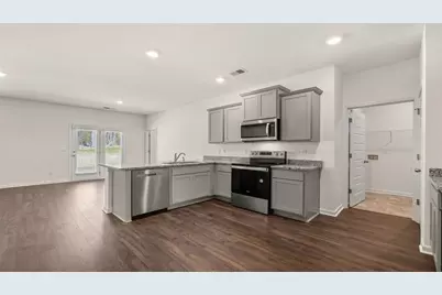 8592 Secretariat Drive, Lithonia, GA 30058 - Photo 3