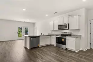 8601 Secretariat Dr, Lithonia, GA 30058 - Photo 7