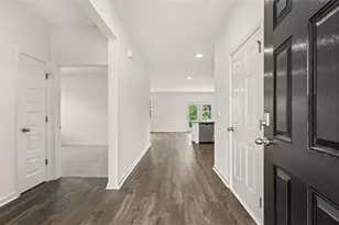 8601 Secretariat Dr, Lithonia, GA 30058 - Photo 5