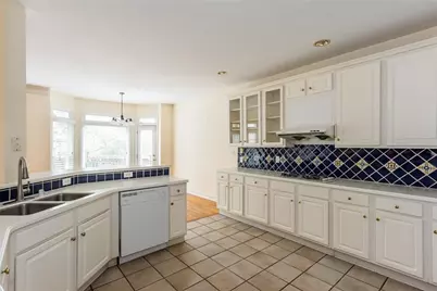 2015 Lenox Cove Circle, Brookhaven, GA 30319 - Photo 15