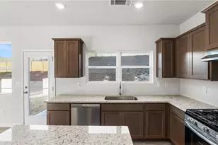 265 Bloomfield Cir, Canton, GA 30114 - Photo 3