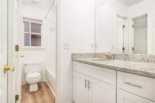 200 Ridge Bluff Ln, Suwanee, GA 30024 - Photo 23