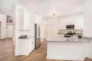 200 Ridge Bluff Ln, Suwanee, GA 30024 - Photo 7