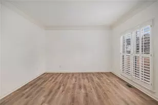 200 Ridge Bluff Ln, Suwanee, GA 30024 - Photo 5