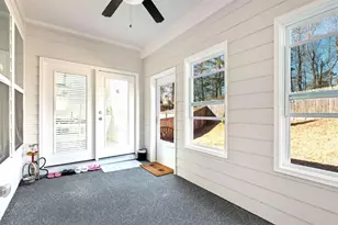 6968 Manchester Dr, Flowery Branch, GA 30542 - Photo 53